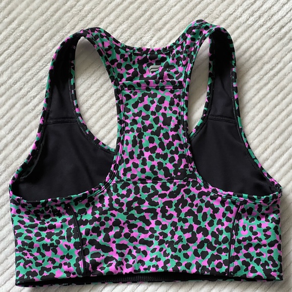 Fabletics — Matching athletic set bundle - Picture 11 of 13
